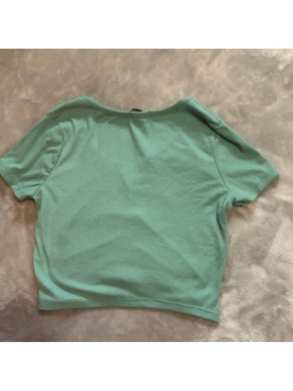 Green Ruched Button-Up Top - Picture 2 of 3